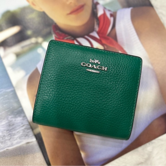 Coach leather wallet - Picture 9 of 9